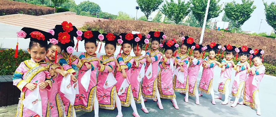 载歌载舞儿童节 激情飞扬洒爱心